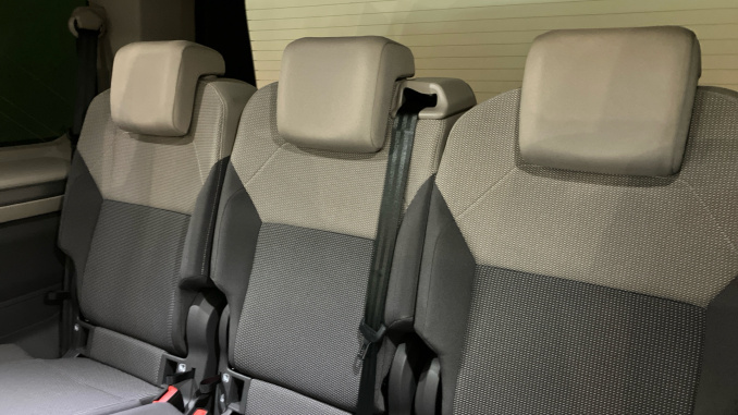 Volkswagen Multivan 2.0 TDI Life 5dr DSG Diesel Estate - Image 25